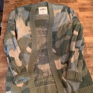 Hollister Camo Cardigan